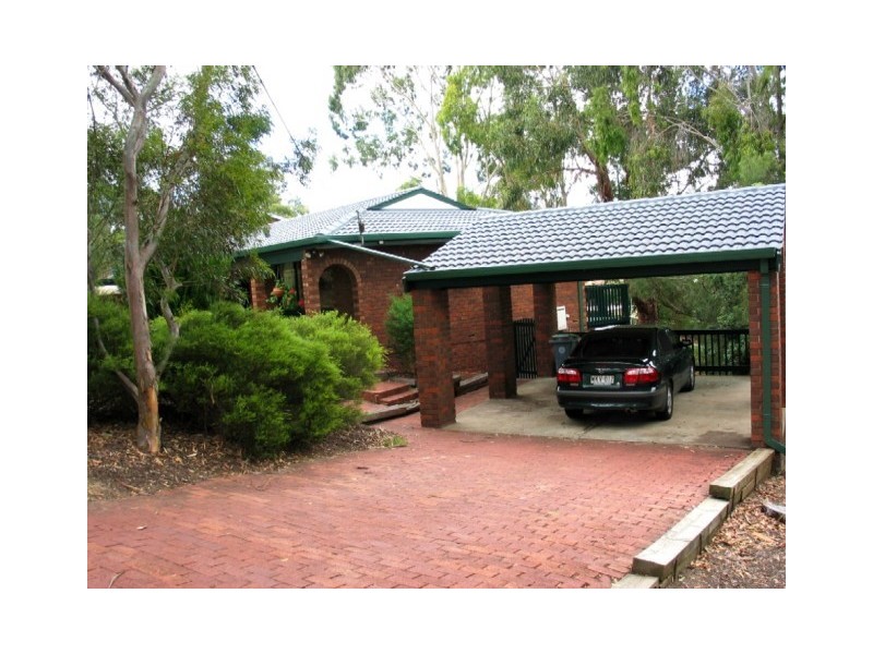 42 VINCENT BOULEVARD, Flagstaff Hill SA 5159