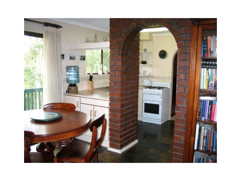 42 VINCENT BOULEVARD, Flagstaff Hill SA 5159