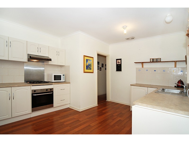 61 Black Road, Flagstaff Hill SA 5159