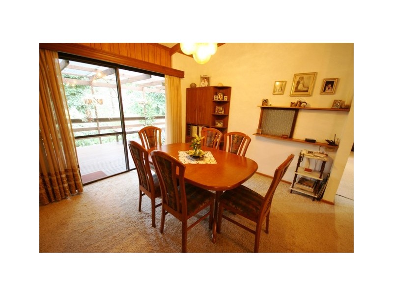 11 WOODLAND CLOSE, Aldgate SA 5154