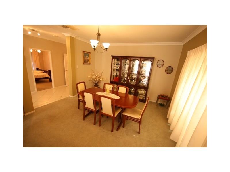 28 Pinnacle Crescent, Flagstaff Hill SA 5159