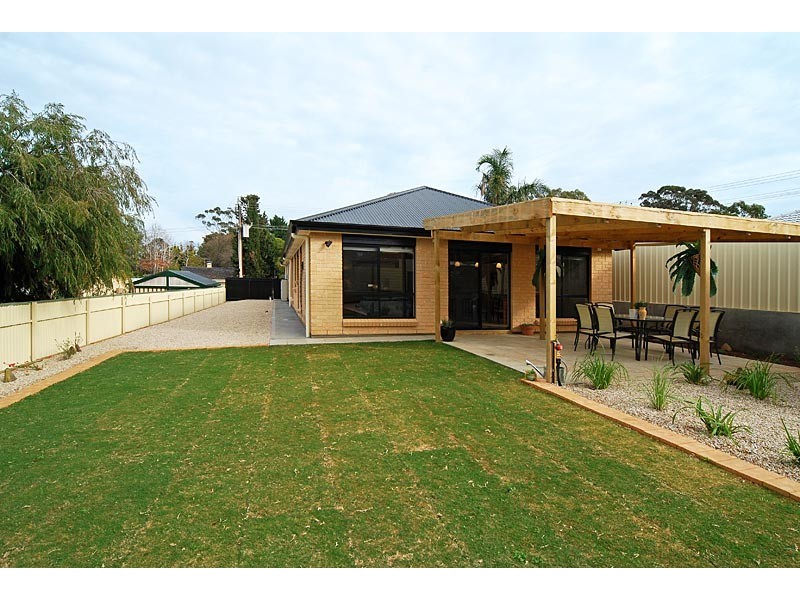 3 Beverley Street, Flagstaff Hill SA 5159