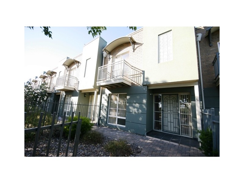 34 Sir Ross Smith Boulevard, Oakden SA 5086