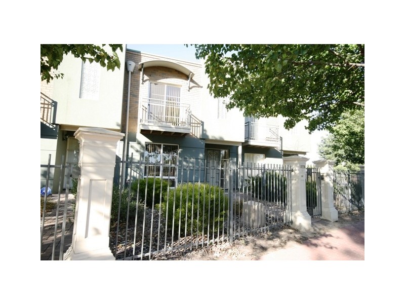 34 Sir Ross Smith Boulevard, Oakden SA 5086