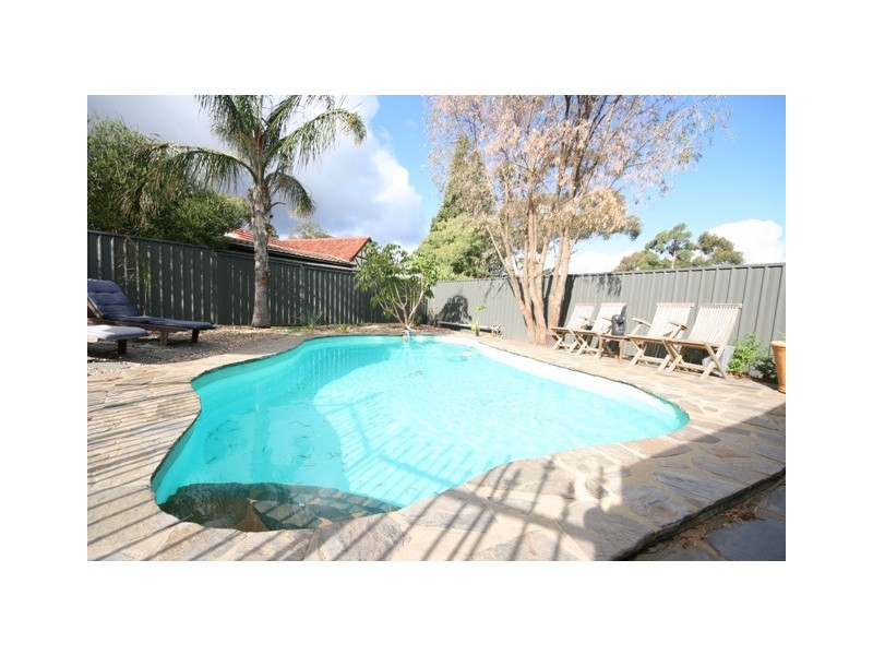 2 GLENARM COURT, Flagstaff Hill SA 5159