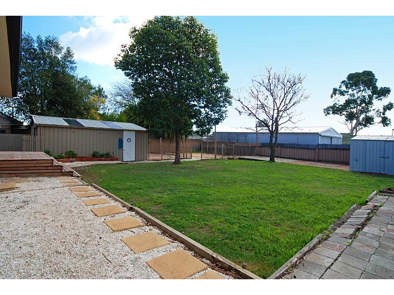 13 Berrin Road, Morphett Vale SA 5162