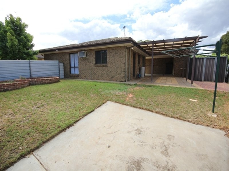 5/2A Easton Road, Morphett Vale SA 5162