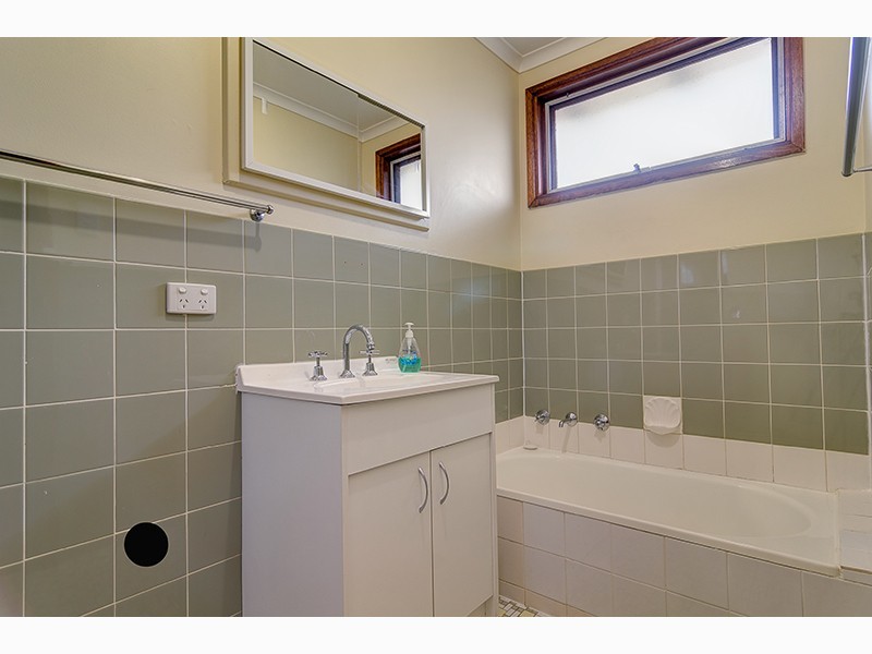 9 Istanbul Drive, Aberfoyle Park SA 5159