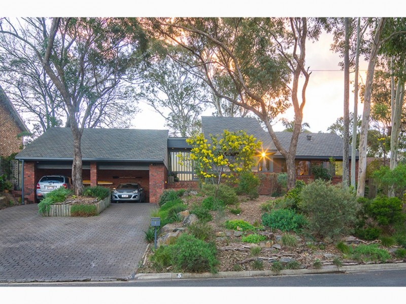 5 Orleana Street, Flagstaff Hill SA 5159