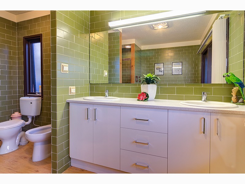 5 Orleana Street, Flagstaff Hill SA 5159