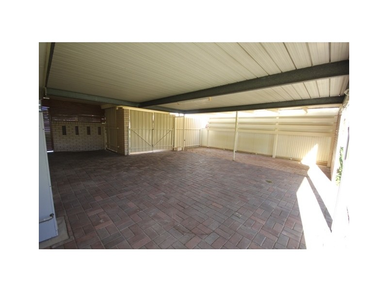18 Jennifer Drive, Happy Valley SA 5159