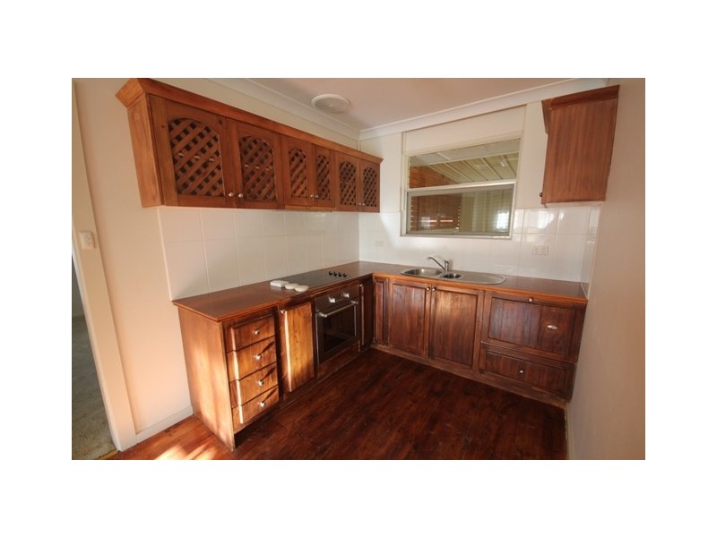 18 Jennifer Drive, Happy Valley SA 5159