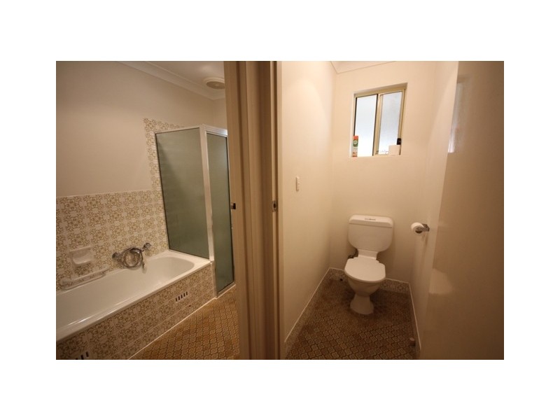 18 Jennifer Drive, Happy Valley SA 5159
