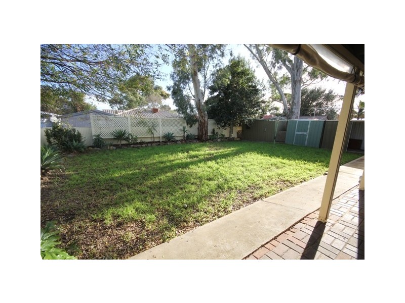18 Jennifer Drive, Happy Valley SA 5159
