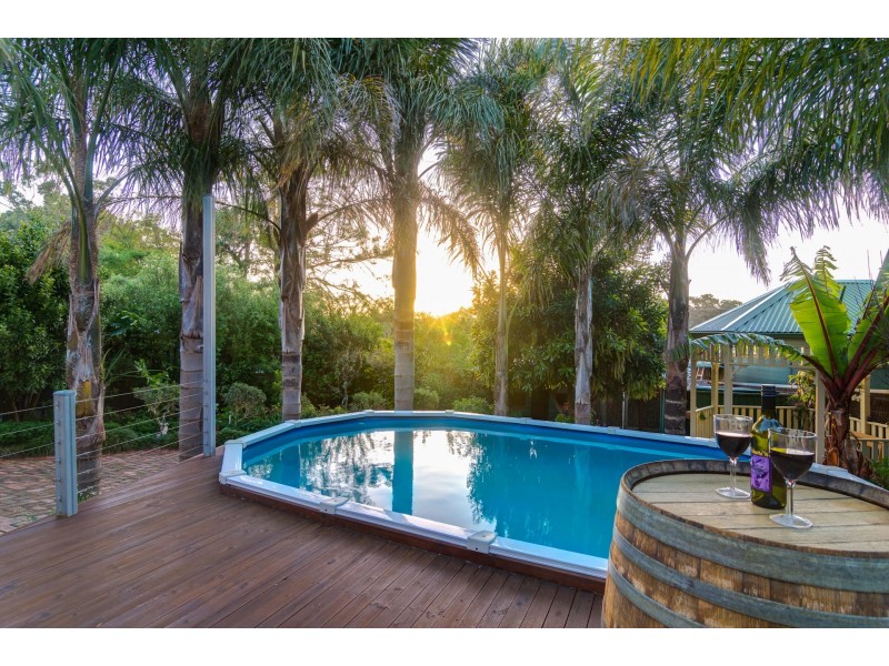 4 Caroline Street, Flagstaff Hill SA 5159