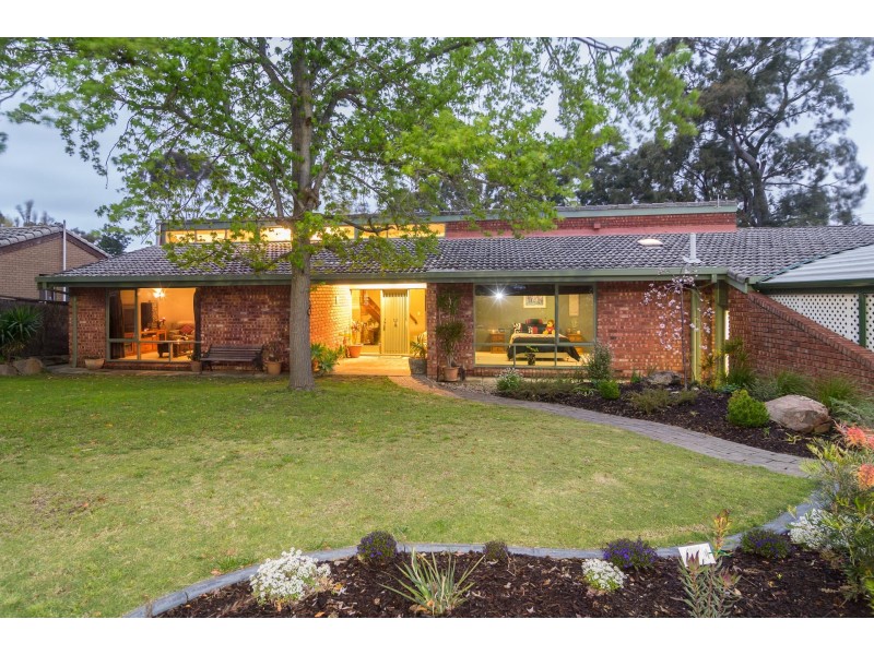 19 Lulworth Place, Flagstaff Hill SA 5159