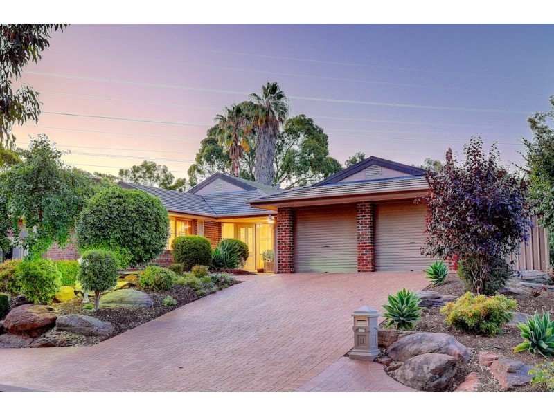 11 Palmyra Court, Flagstaff Hill SA 5159