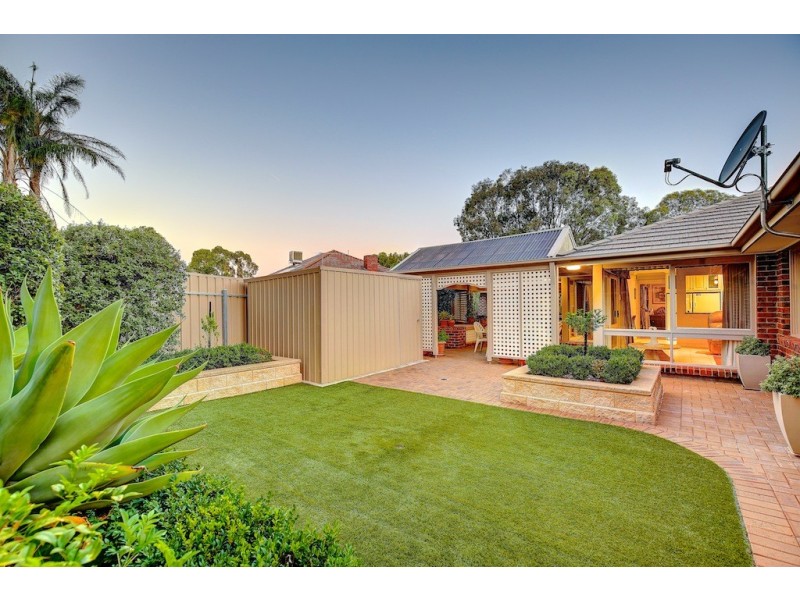 11 Palmyra Court, Flagstaff Hill SA 5159