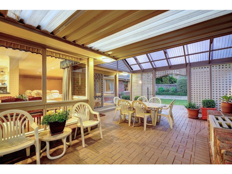 11 Palmyra Court, Flagstaff Hill SA 5159