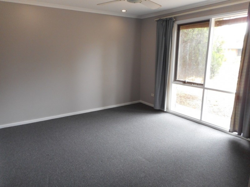 18 Parramatta Drive, Morphett Vale SA 5162