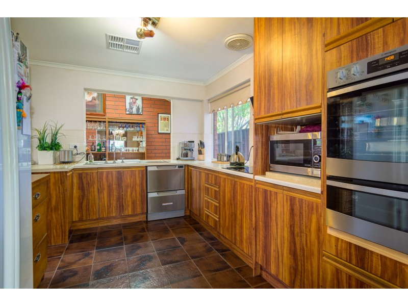 22 Torresan Crescent, Flagstaff Hill SA 5159