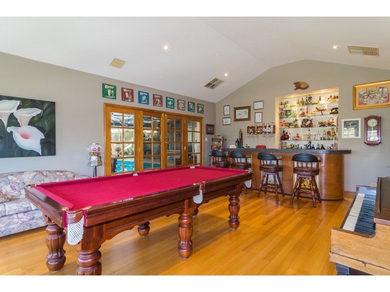 15 Goss Road, Aberfoyle Park SA 5159