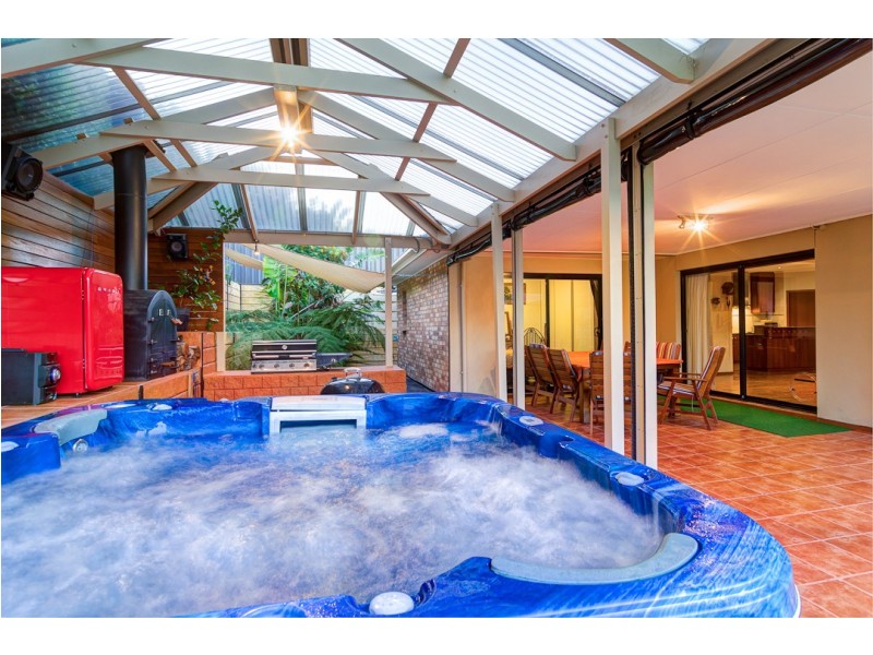 18 Coulter Street, Flagstaff Hill SA 5159