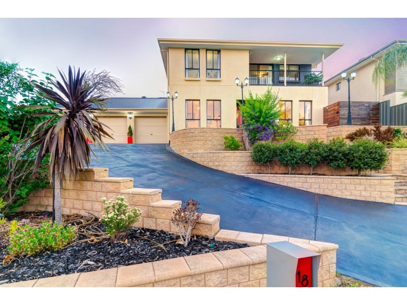 18 Coulter Street, Flagstaff Hill SA 5159