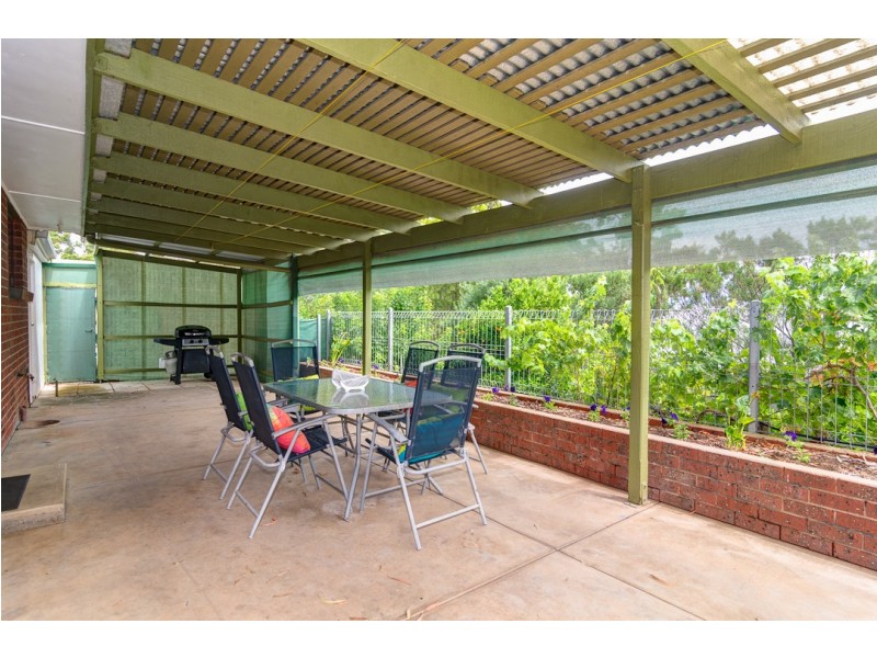 75 Black Road, Flagstaff Hill SA 5159