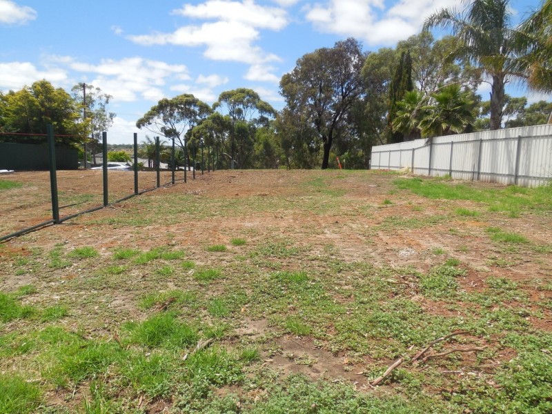 148 Black Road, Flagstaff Hill SA 5159