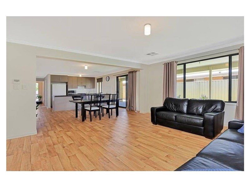 8 Shell Street, Seaford Meadows SA 5169