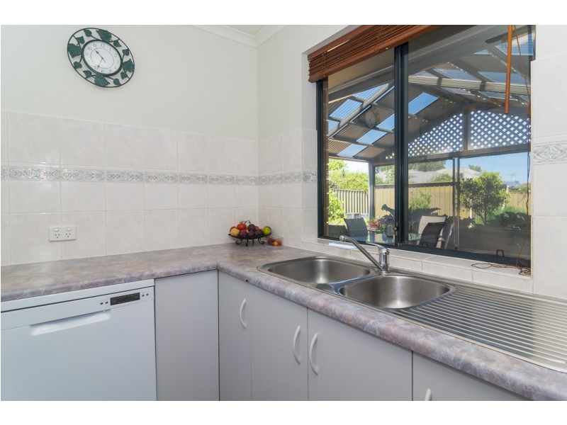 8 Flora Court, Flagstaff Hill SA 5159