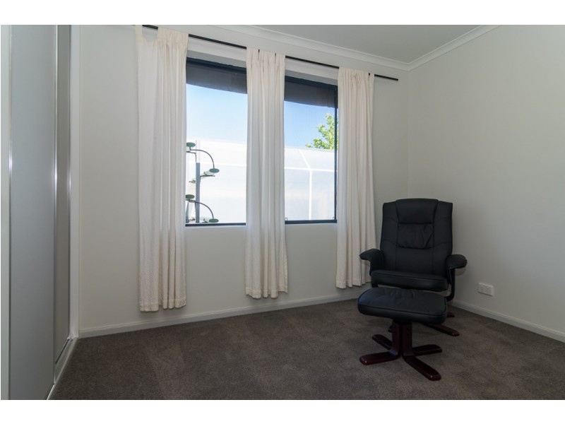 8 Flora Court, Flagstaff Hill SA 5159