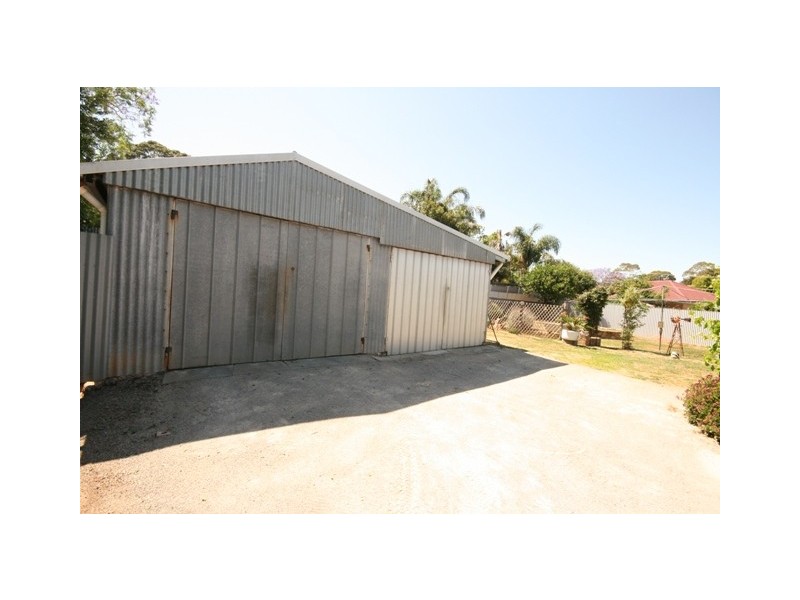 4 CLIVE STREET, Morphett Vale SA 5162