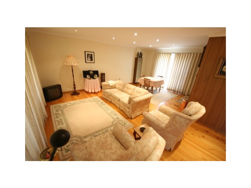 31 GREENWILLOW CRESCENT, Happy Valley SA 5159