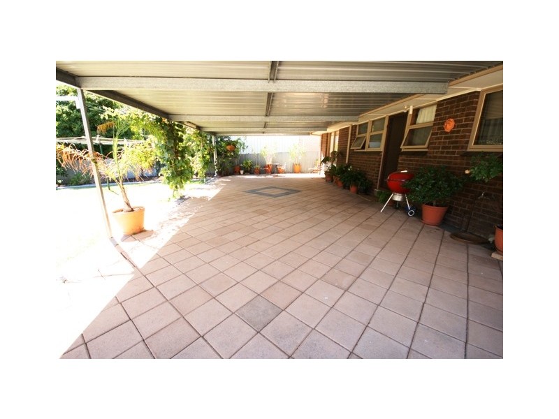 31 GREENWILLOW CRESCENT, Happy Valley SA 5159