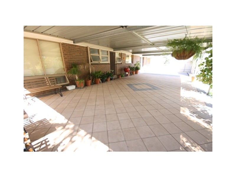 31 GREENWILLOW CRESCENT, Happy Valley SA 5159