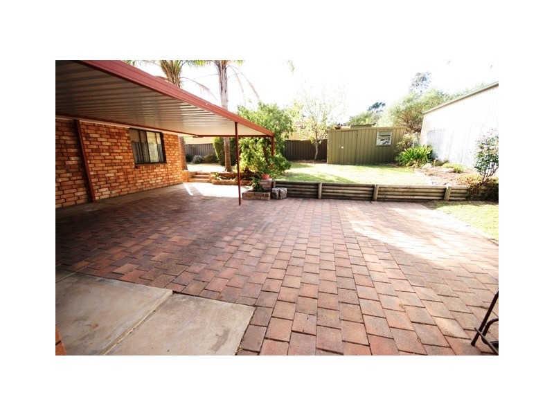 53 SUNNYMEAD DRIVE, Aberfoyle Park SA 5159