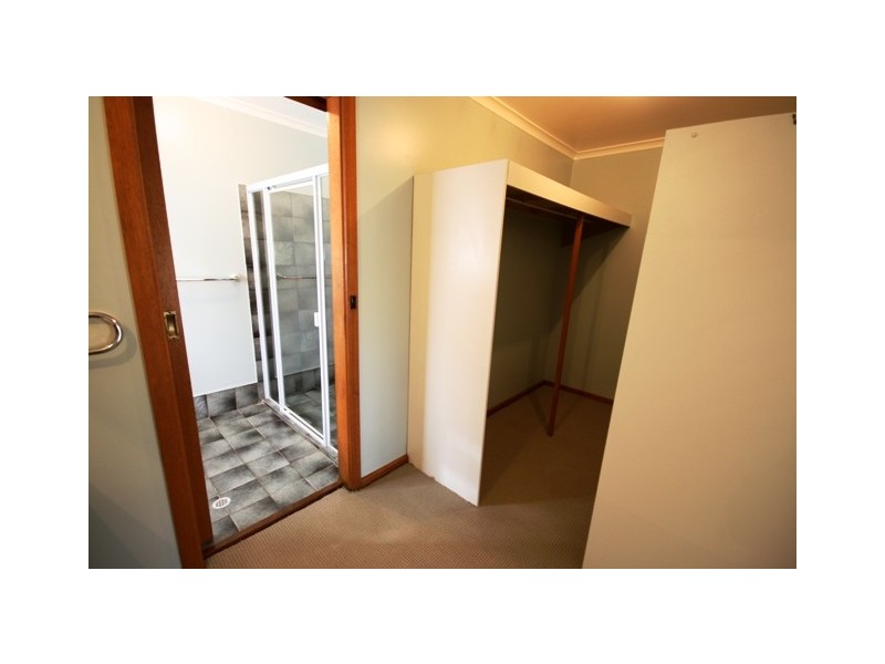 53 SUNNYMEAD DRIVE, Aberfoyle Park SA 5159