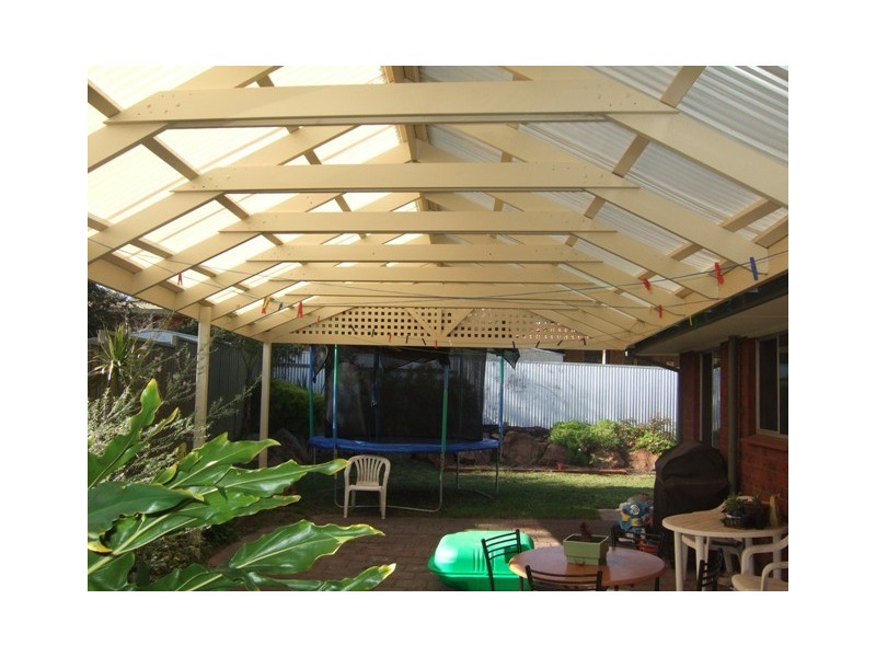 33 IDLEWILD AVENUE, Aberfoyle Park SA 5159