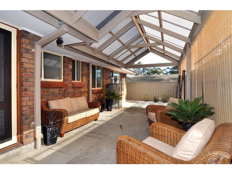 1/37   Gorelon Drive, Flagstaff Hill SA 5159