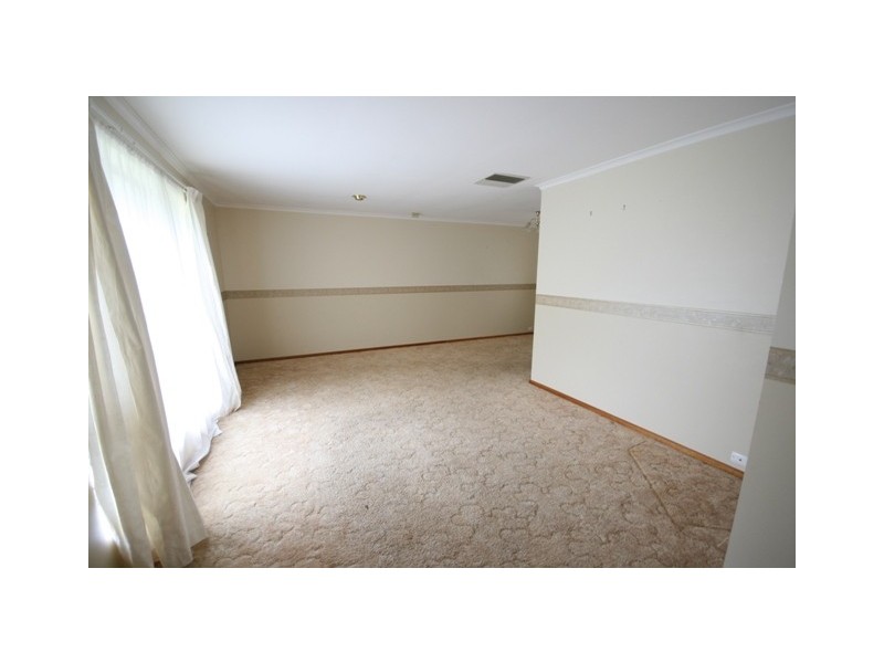 11 Mellors Avenue, O’halloran Hill SA 5158