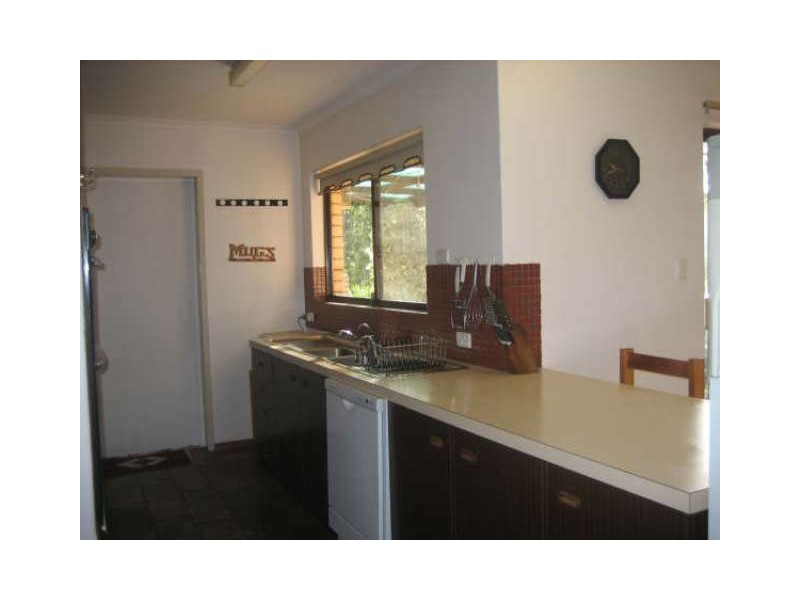 16 Glenalvon Drive, Flagstaff Hill SA 5159