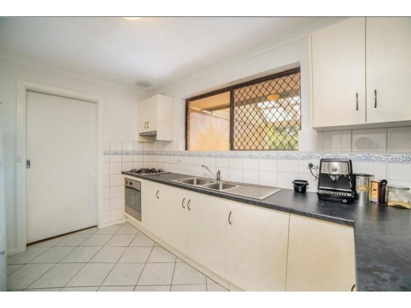 73 Black Road, Flagstaff Hill SA 5159