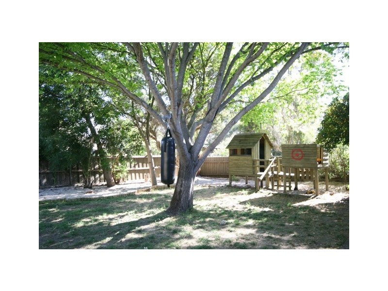 4 COROMANDEL STREET, Flagstaff Hill SA 5159