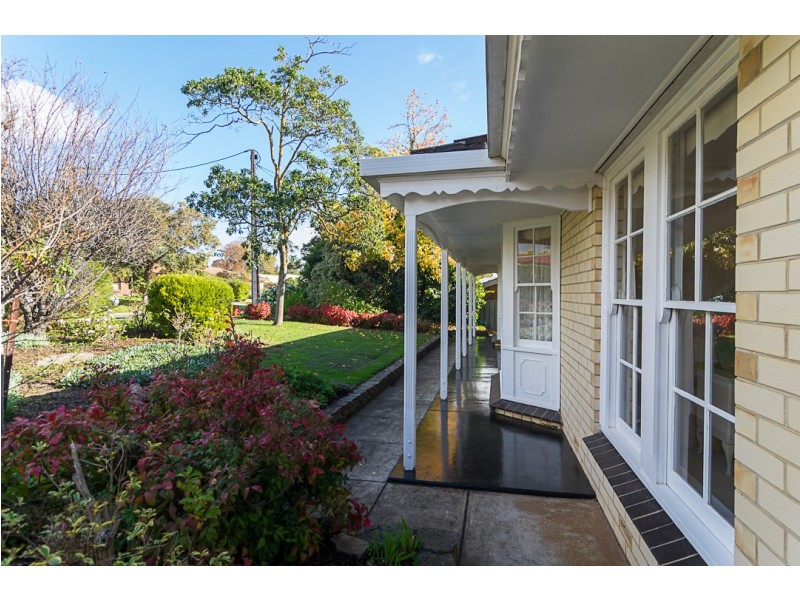 9 Lalina Street, Happy Valley SA 5159