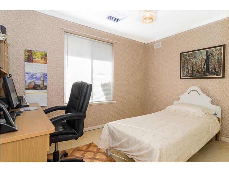 9 Lalina Street, Happy Valley SA 5159