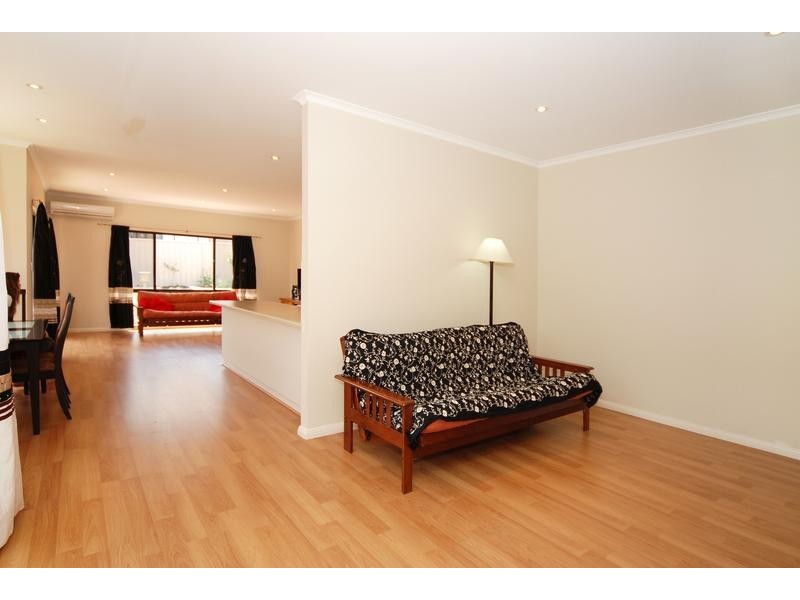 11 Antonio Street, Huntfield Heights SA 5163