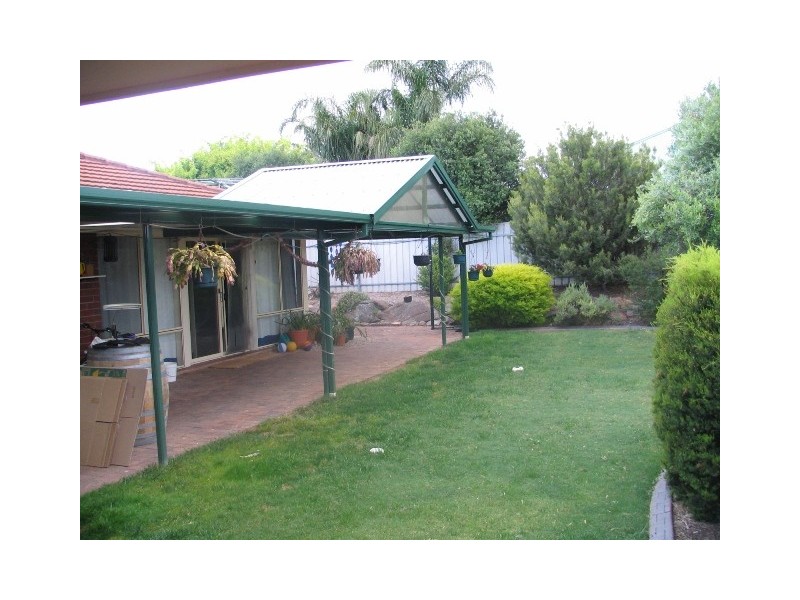 17 IRONBARK AVENUE, Flagstaff Hill SA 5159