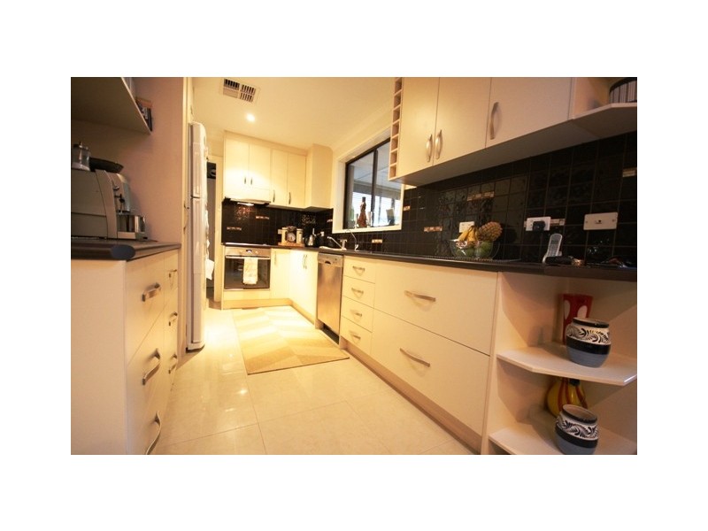 15 CAMPUS DRIVE, Aberfoyle Park SA 5159